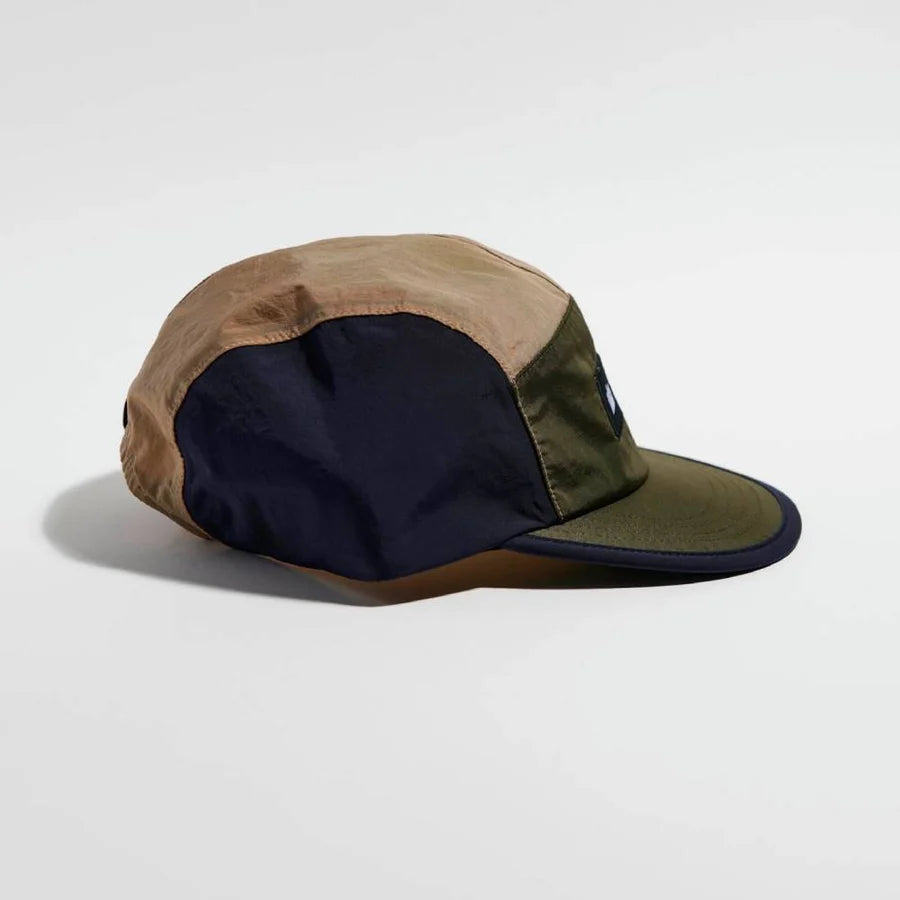 GORRA VÅGA PACER - Navy Blue / Utility Green / Taupe