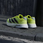 Zapatilla Adidas Adizero Boston 13 - Solar Yellow / Aurora Plum / Powder Plum