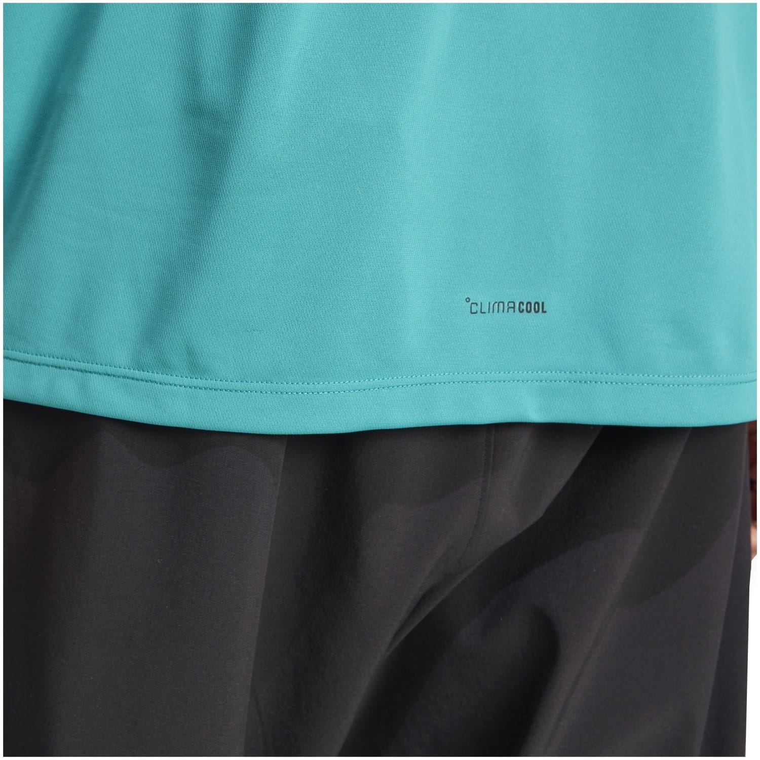 Camiseta ADIDAS TERREX - Multi Logo Tech - Purtea